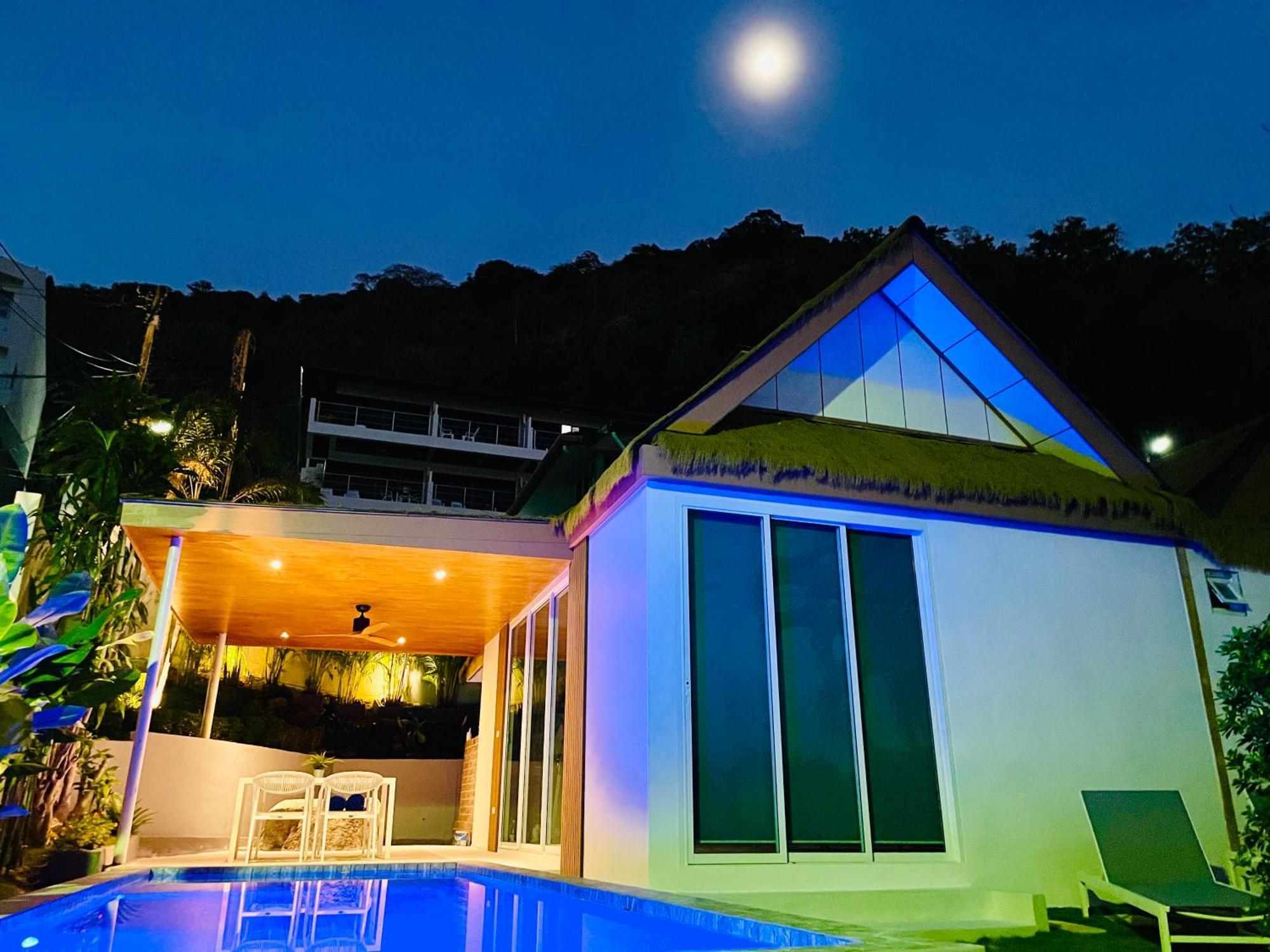 Baan Saint-Tropez Seaview Villas Kata Beach Exterior foto