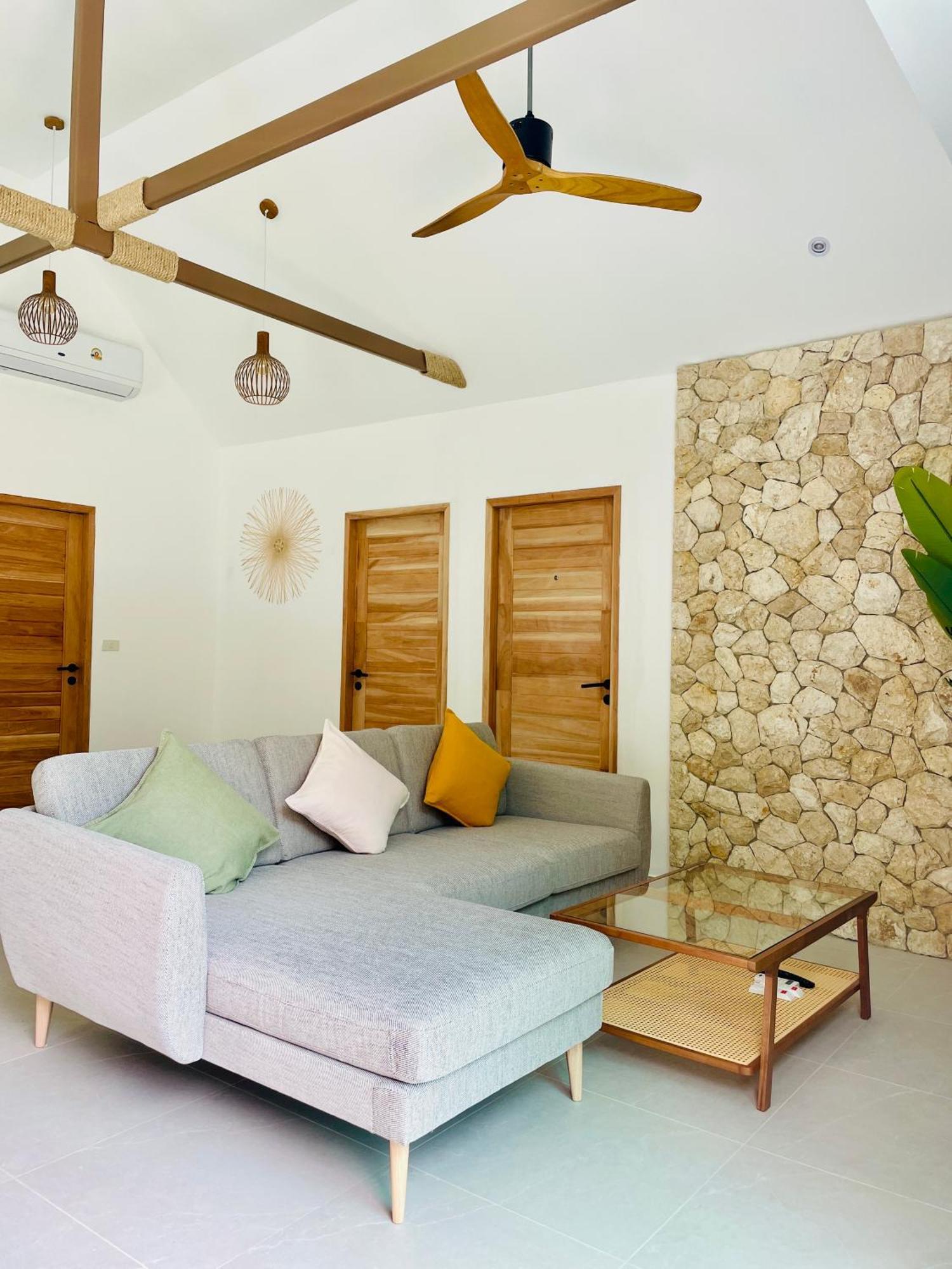 Baan Saint-Tropez Seaview Villas Kata Beach Exterior foto